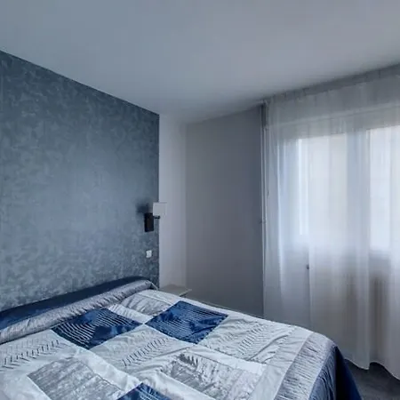 Brit Centre - Le Valentre Каор