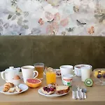 호텔 Brit Centre - Le Valentre 카오르