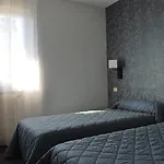 Hotel Brit Centre - Le Valentre 3*