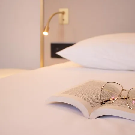 Brit Centre - Le Valentre كاهورْ