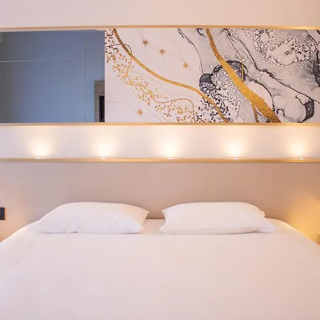 Hotel Brit Centre - Le Valentre