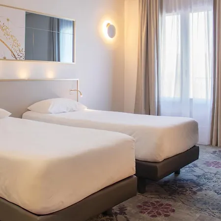 Hotel Brit Centre - Le Valentre