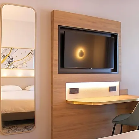 Hotel Brit Centre - Le Valentre 3*