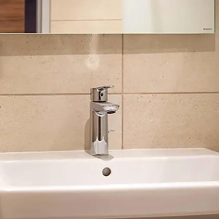Hotel Brit Centre - Le Valentre 3*