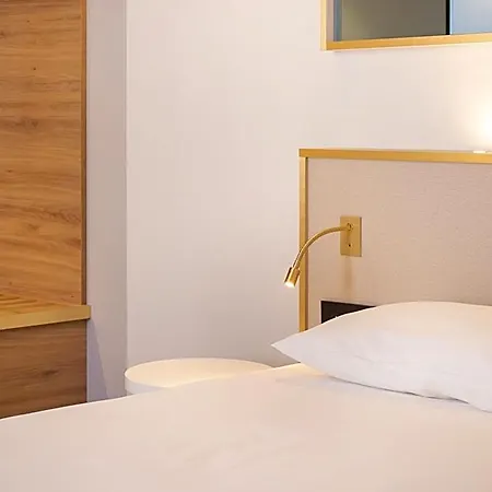 Brit Centre - Le Valentre Hotel 3*