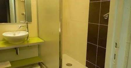 Brit Centre - Le Valentre Hotel Cahors