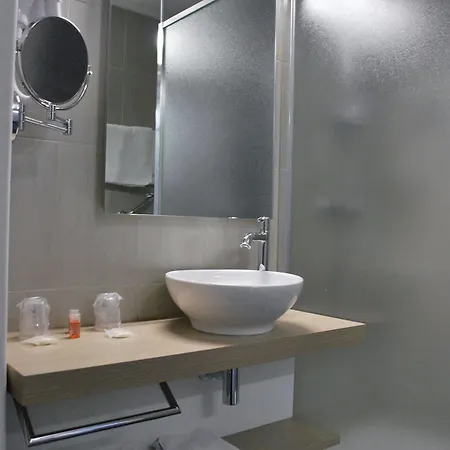 Hotel Brit Centre - Le Valentre Cahors