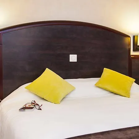 酒店 Brit Centre - Le Valentre 3*