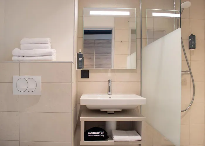 Brit Centre - Le Valentre كاهورْ