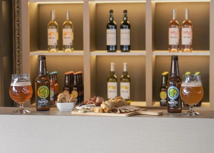 Brit Centre - Le Valentre كاهورْ