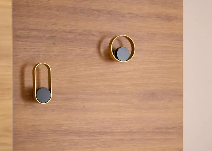 Brit Centre - Le Valentre 酒店