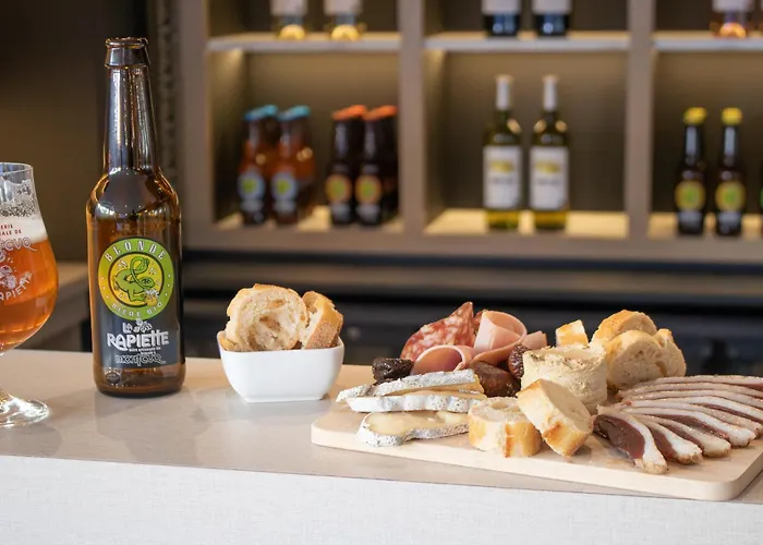 Brit Centre - Le Valentre كاهورْ