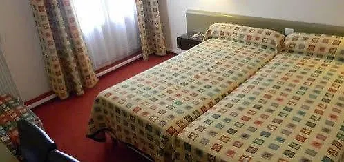 فندق Brit Centre - Le Valentre