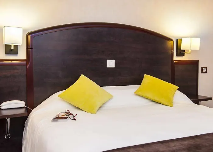 فندق Brit Centre - Le Valentre 3*